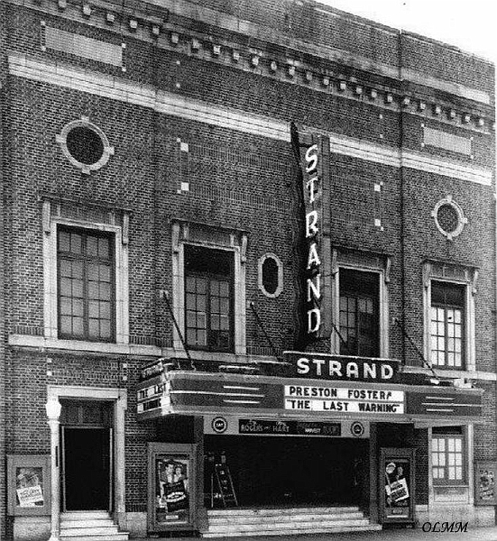 1938 Strand Theatre.jpg